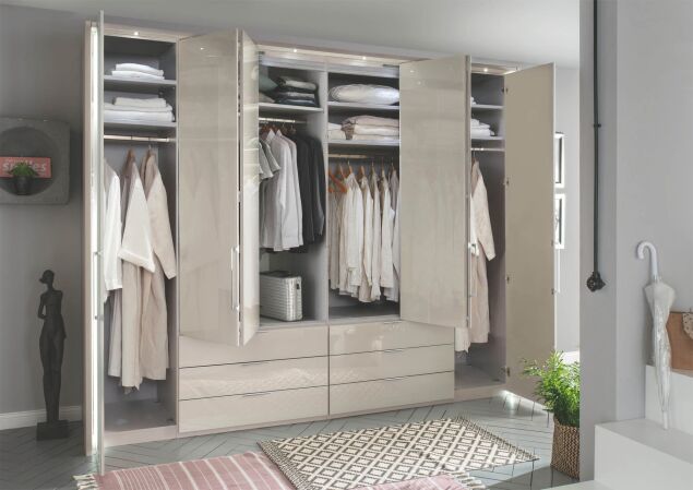 MONACO 2000 Champ. D. FKT FTS300cm Fr.Gl.Champ. 6SBK Griffe Chrom m.PPT+Bel. geoffnet