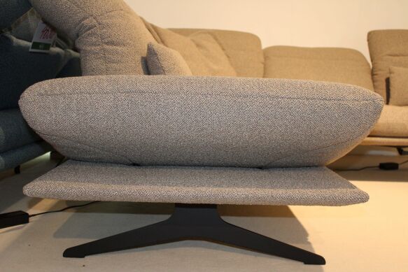 6840689e4496f2a3ab287fd9