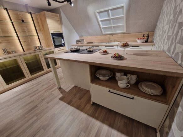 68af5365e02c662d58bfaa23